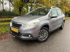 Peugeot 2008 - 1.2 PureTech Active Panoramadak Trekhaak