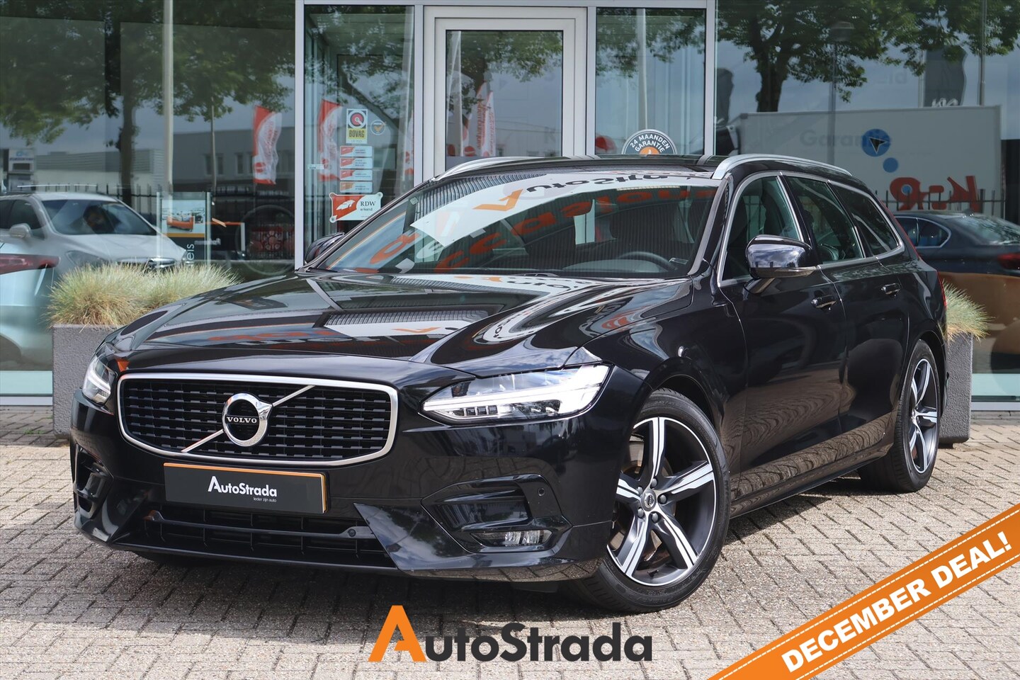 Volvo V90 - T4 R-DESIGN 190pk | Stoelverwarming | LED | Harman&Kardon | Navi I Memory - AutoWereld.nl