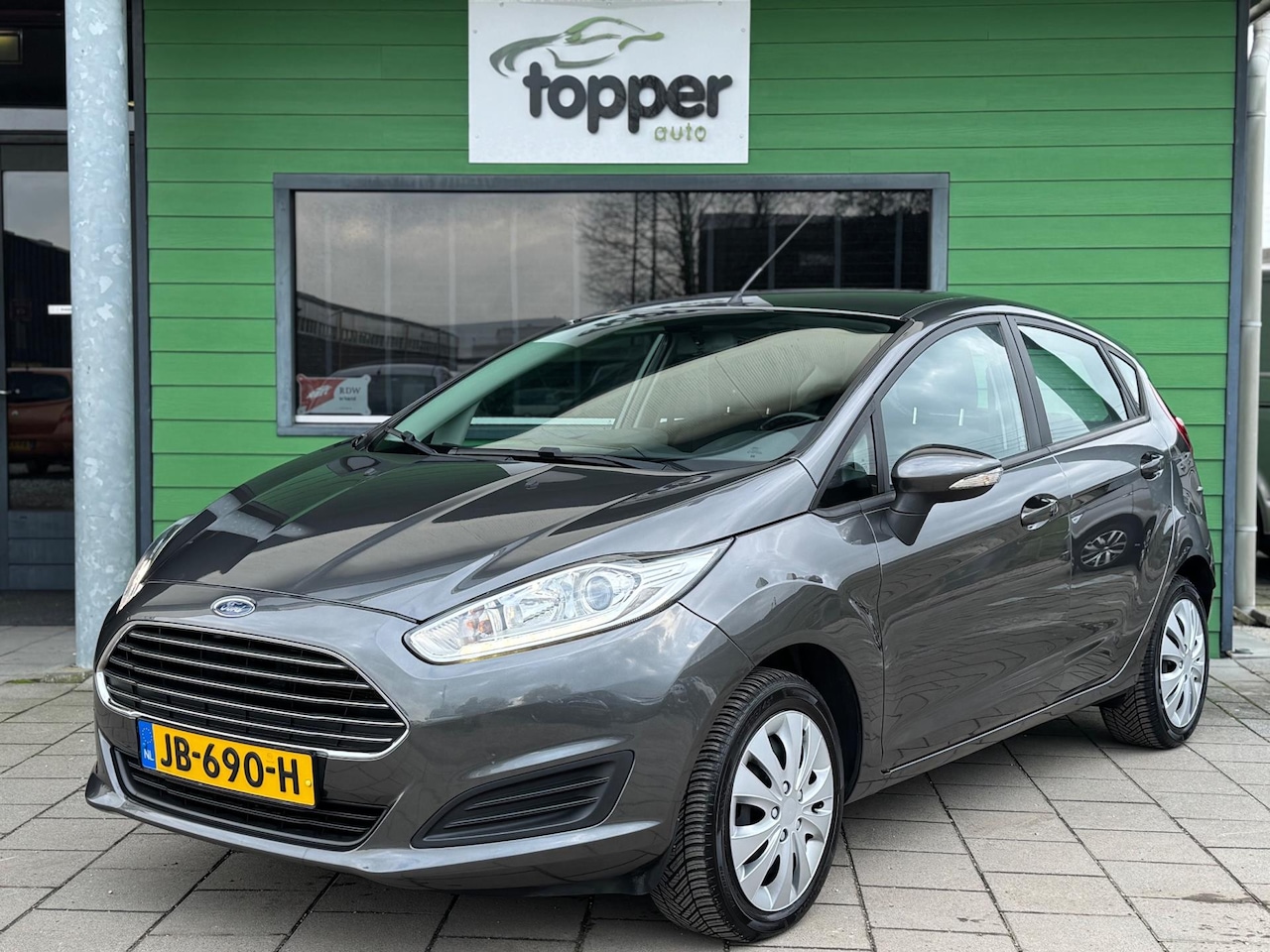 Ford Fiesta - 1.0 Style / Nette Auto!/ Navi / Led / ParkeerSensor / - AutoWereld.nl