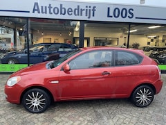 Hyundai Accent - 1.4i Dynamic First Edition