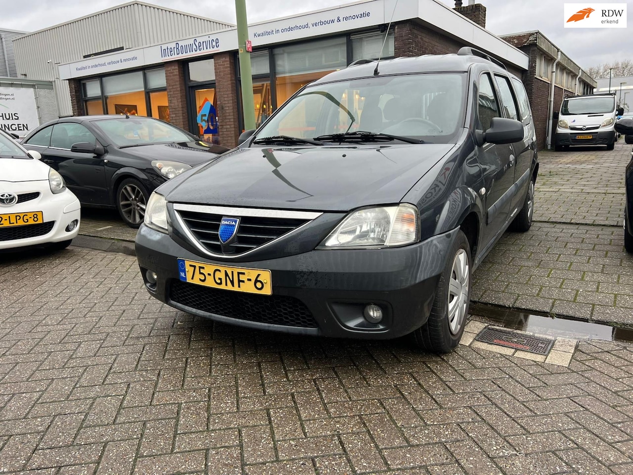 Dacia Logan MCV - 1.6-16V Lauréate 1.6-16V Lauréate - AutoWereld.nl