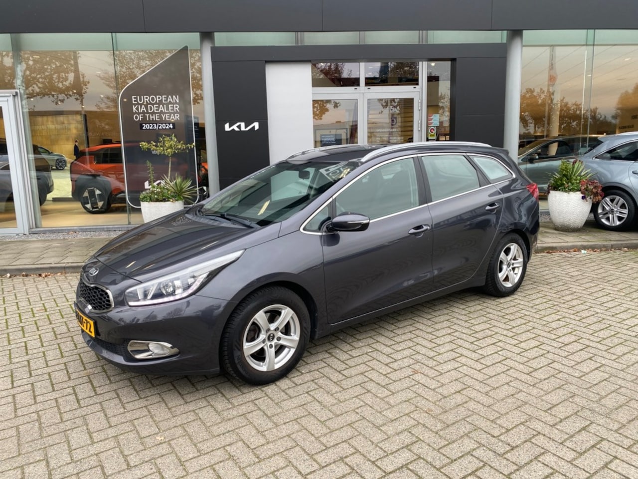 Kia Cee'd Sportswagon - 1.6 GDI 20th Anniversary info Roel 0492-588951 - AutoWereld.nl