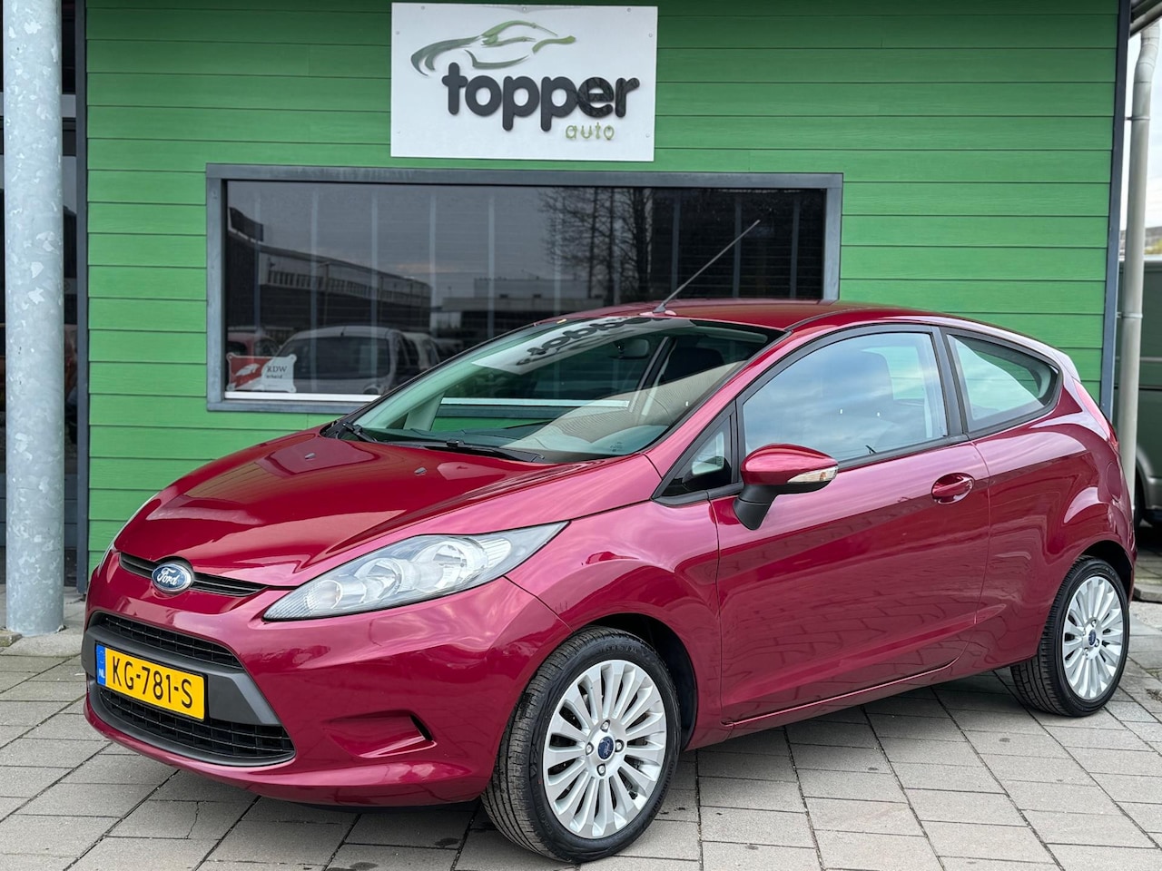 Ford Fiesta - 1.25 Trend / Met Nieuwe APK / Airco / - AutoWereld.nl