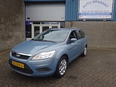 Ford Focus Wagon - 1.4 Trend