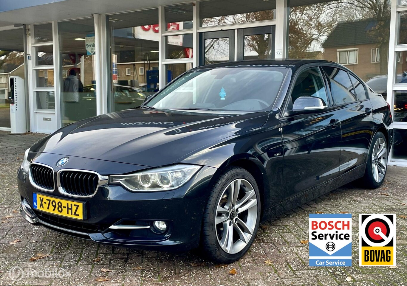 BMW 3-serie - 328i xDrive High Executive Xenon/Led, Leer, Climat, Pdc, Lm.. - AutoWereld.nl