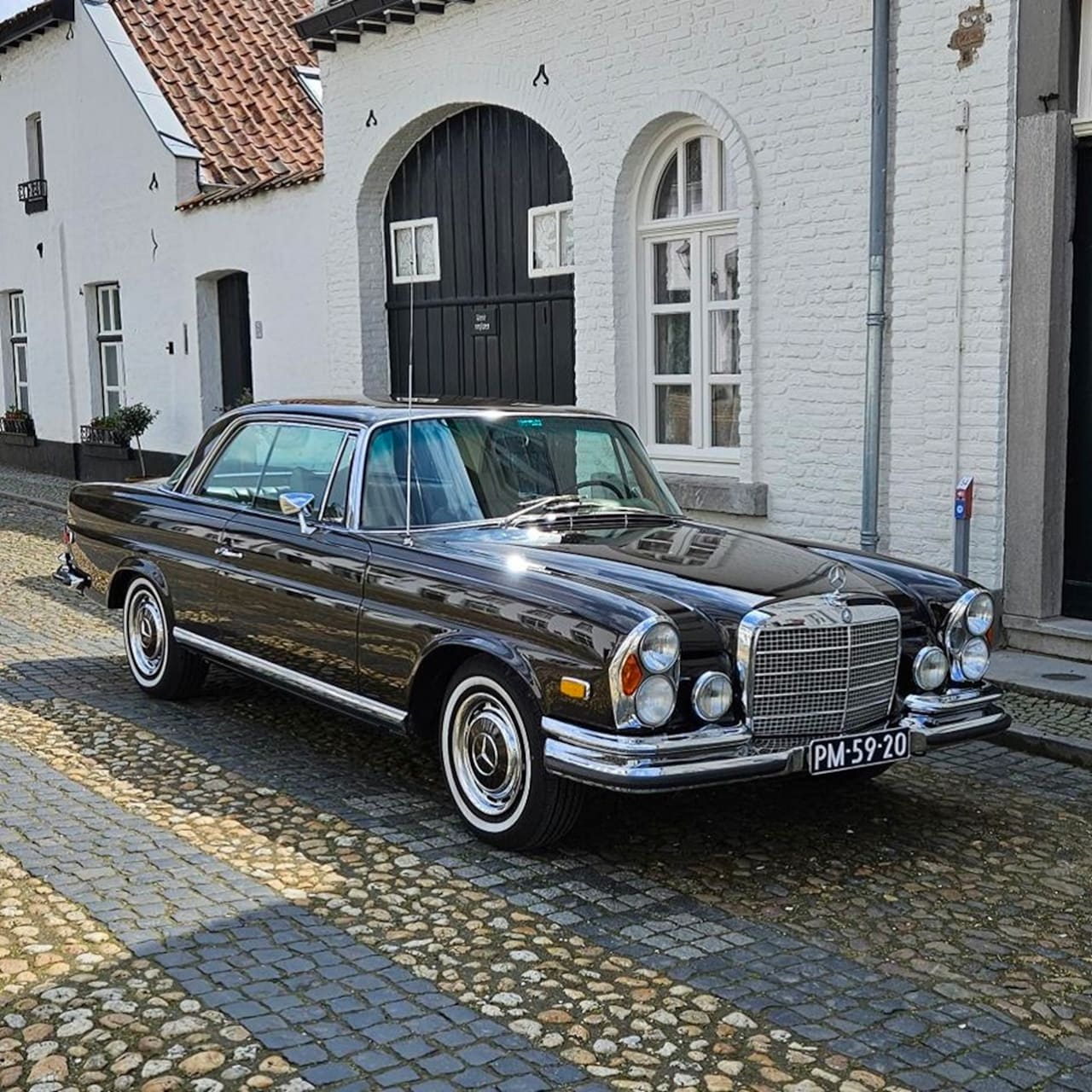 Mercedes-Benz 111 - 280 SE Coupe Flachkuhler AIRCO LEDER AUT. Inruil /8 bespreekbaar - AutoWereld.nl