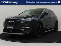 Opel Grandland X - 1.2 Turbo Innovation 130 pk Automaat | Panorama dak | Trekhaak | Navigatie