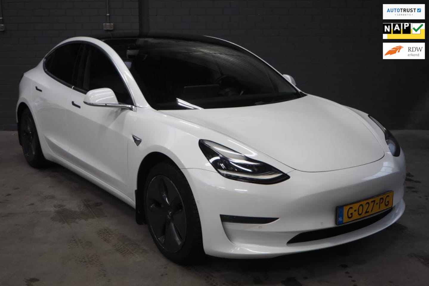 Tesla Model 3 - Long Range RWD Long Range AWD 75 kWh - Trekhaak - Full Self Drive Autopilot - AutoWereld.nl