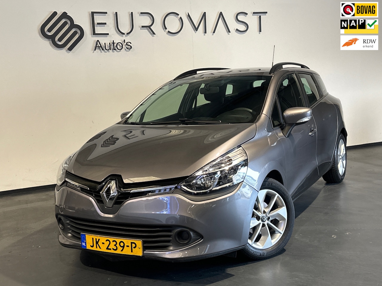 Renault Clio Estate - 0.9 TCe Expression Airco - Nieuw apk - Trekhaak - Cruise - AutoWereld.nl