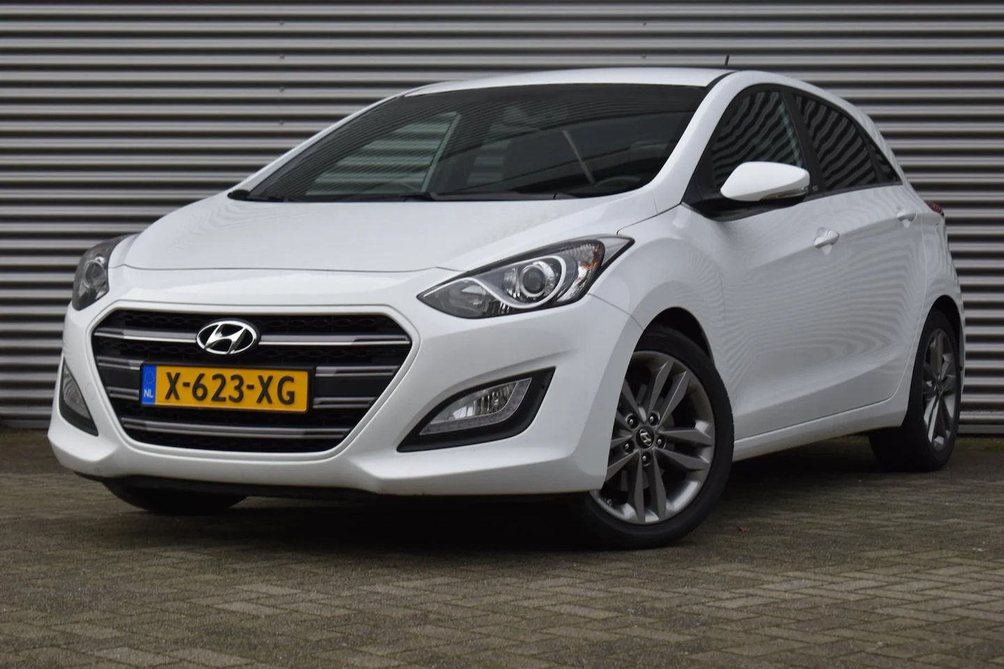 Hyundai i30 - 1.6 GDI, Airco, Ecc, Cruise, Navi, Camera. - AutoWereld.nl