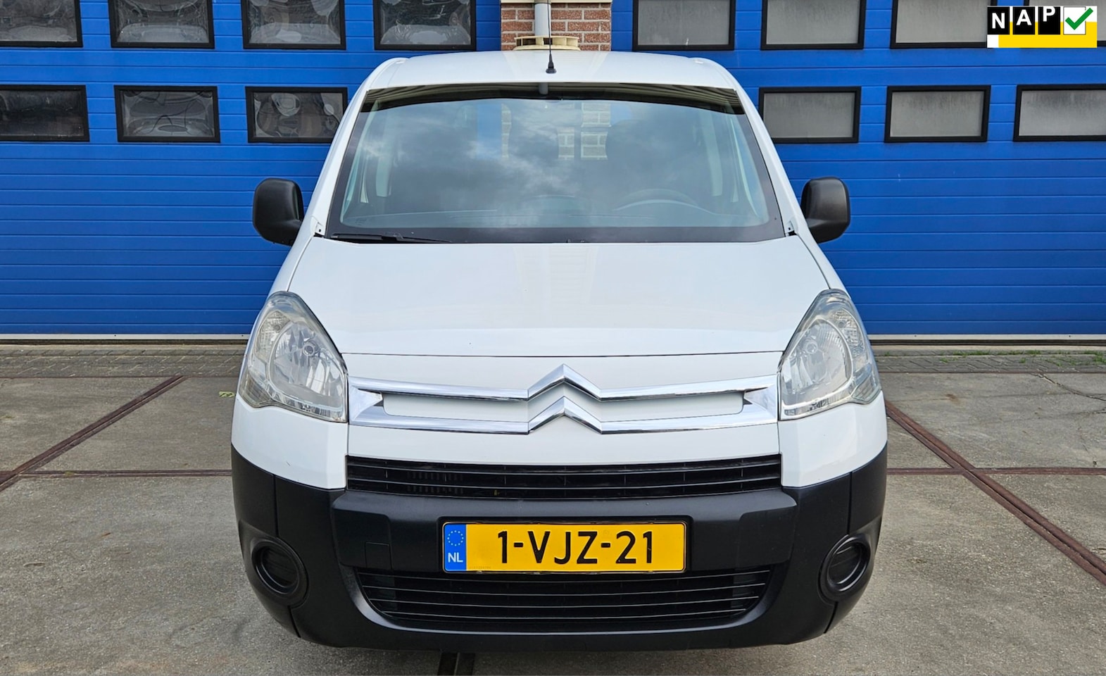 Citroën Berlingo - 1.6 HDI 700 Club 3 zits - AutoWereld.nl