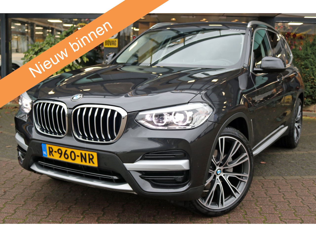 BMW X3 - xDrive20i 27.000KM Nieuwstaat - AutoWereld.nl