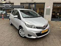 Toyota Yaris - 1.3 VVT-i Aspiration 5Deurs Automaat