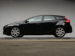 Volvo V40 - 1.6 D2 Kinetic Sport (NAVI, CRUISE, PDC, START/STOP, BLUETOOTH, SPORTSTOELEN, LM VELGEN, N