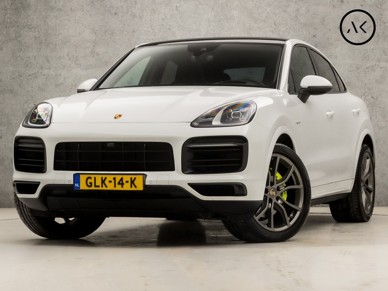 Porsche Cayenne Coupé - 3.0 E-Hybrid SportDesign 463Pk Automaat (SPORTCHRONO PAKKET, PANORAMADAK, ALCANTARA STUUR - AutoWereld.nl