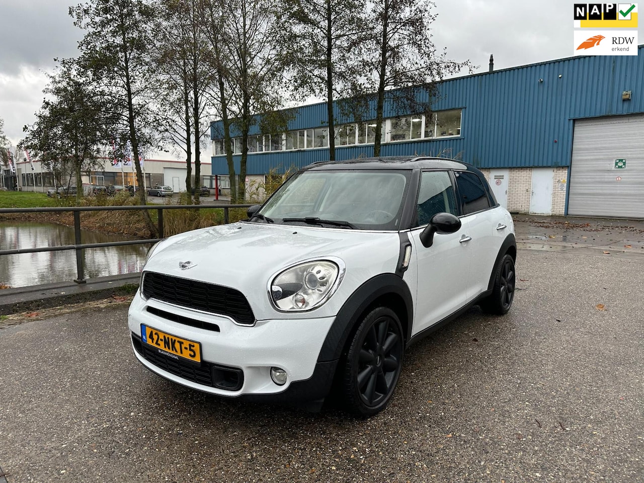 MINI Countryman - Mini 1.6 Cooper S Chili Pano! Leder! Grootscherm! NAP! PDC! - AutoWereld.nl