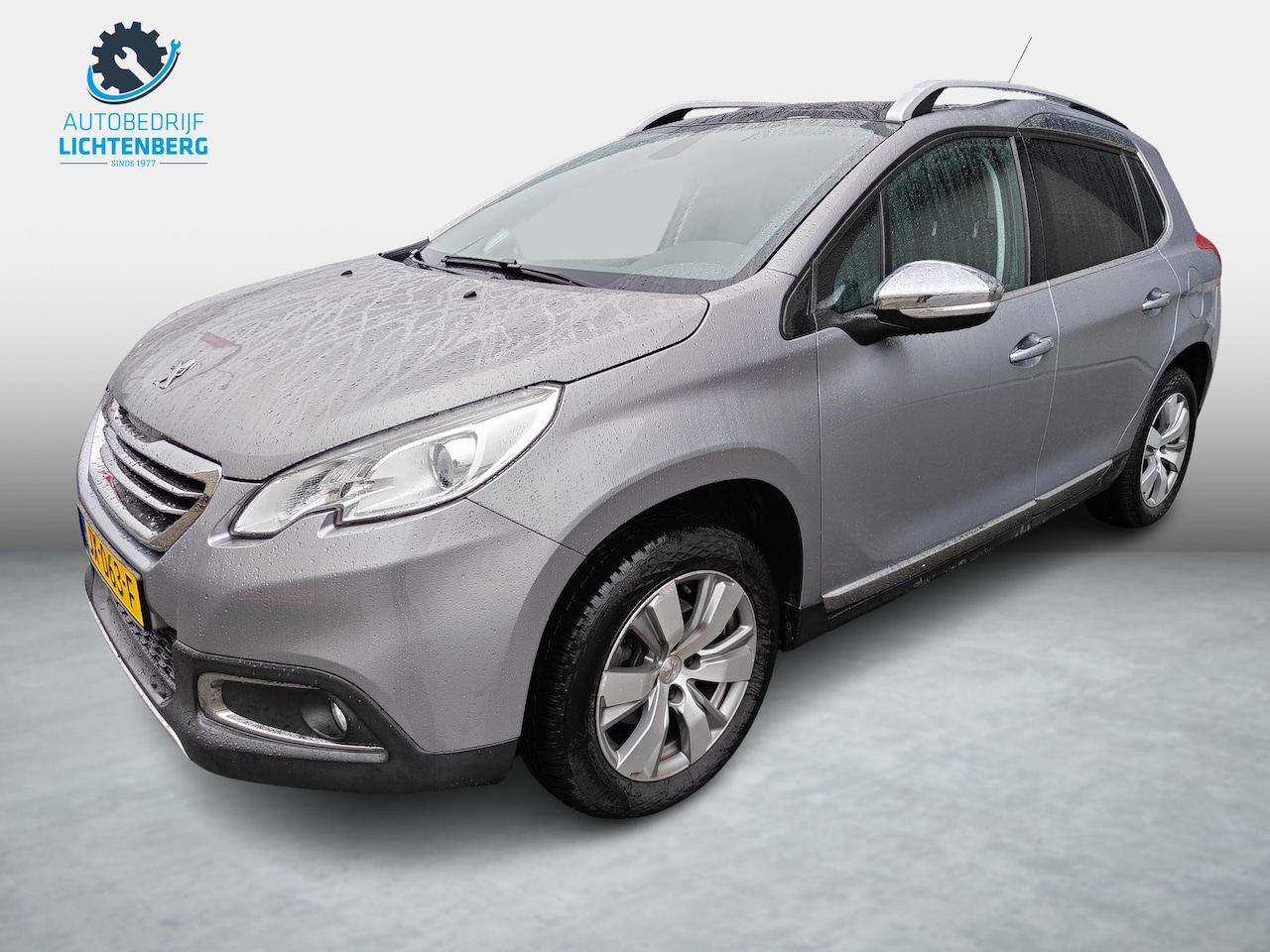 Peugeot 2008 - 1.2 PureTech Allure Panodak / Cruise / Semi Leder - AutoWereld.nl