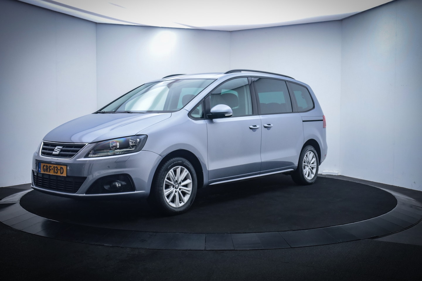 Seat Alhambra - 1.4TSI 150Pk 7Pers. STYLE NAVI/CAMERA/STOEL.VW/ELEK.TREKHAAKLMV/CRUISE/100%ONDERHOUDEN. - AutoWereld.nl