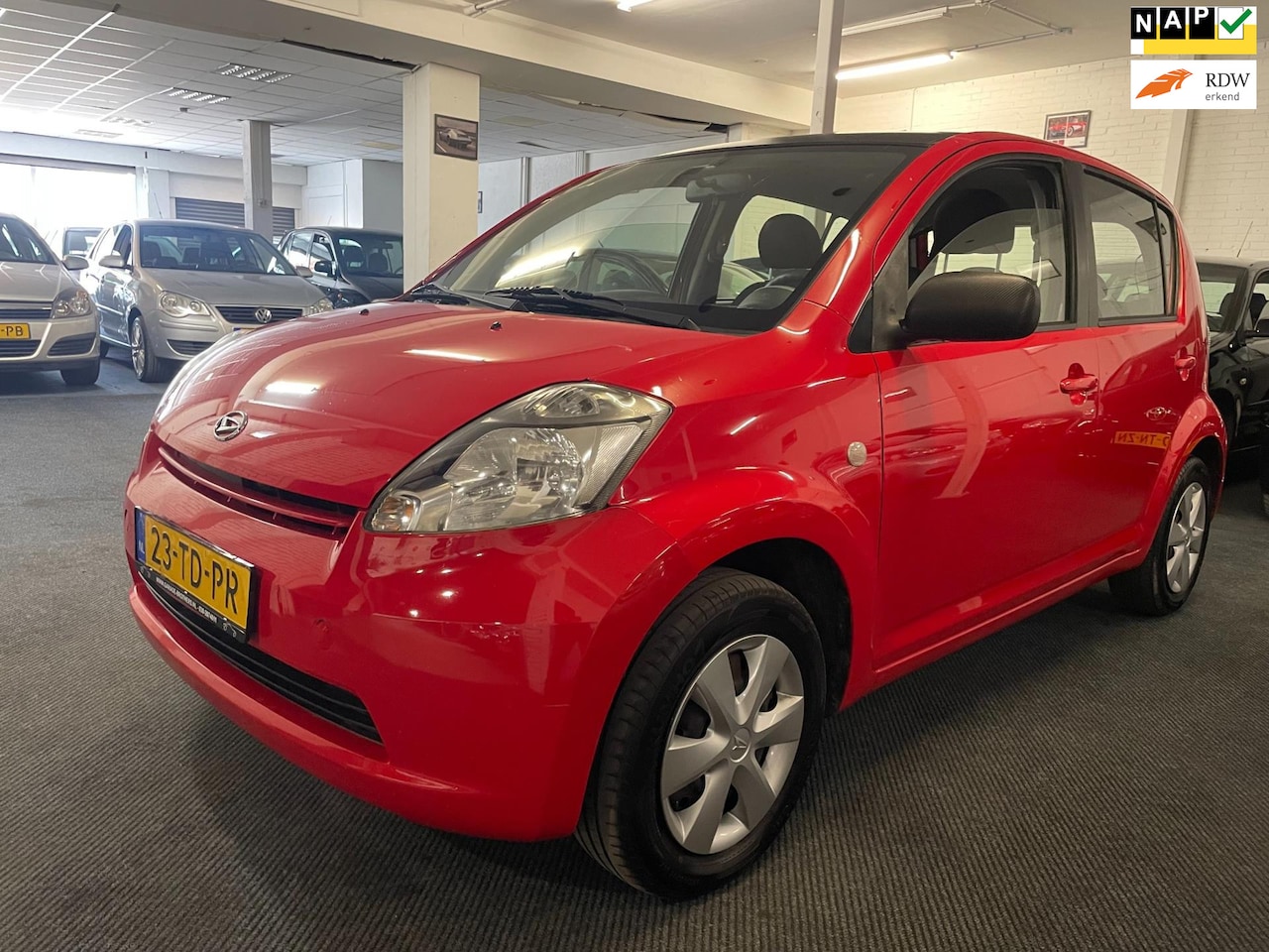 Daihatsu Sirion 2 - 1.0-12V Trend/Airco/Apk nieuw - AutoWereld.nl