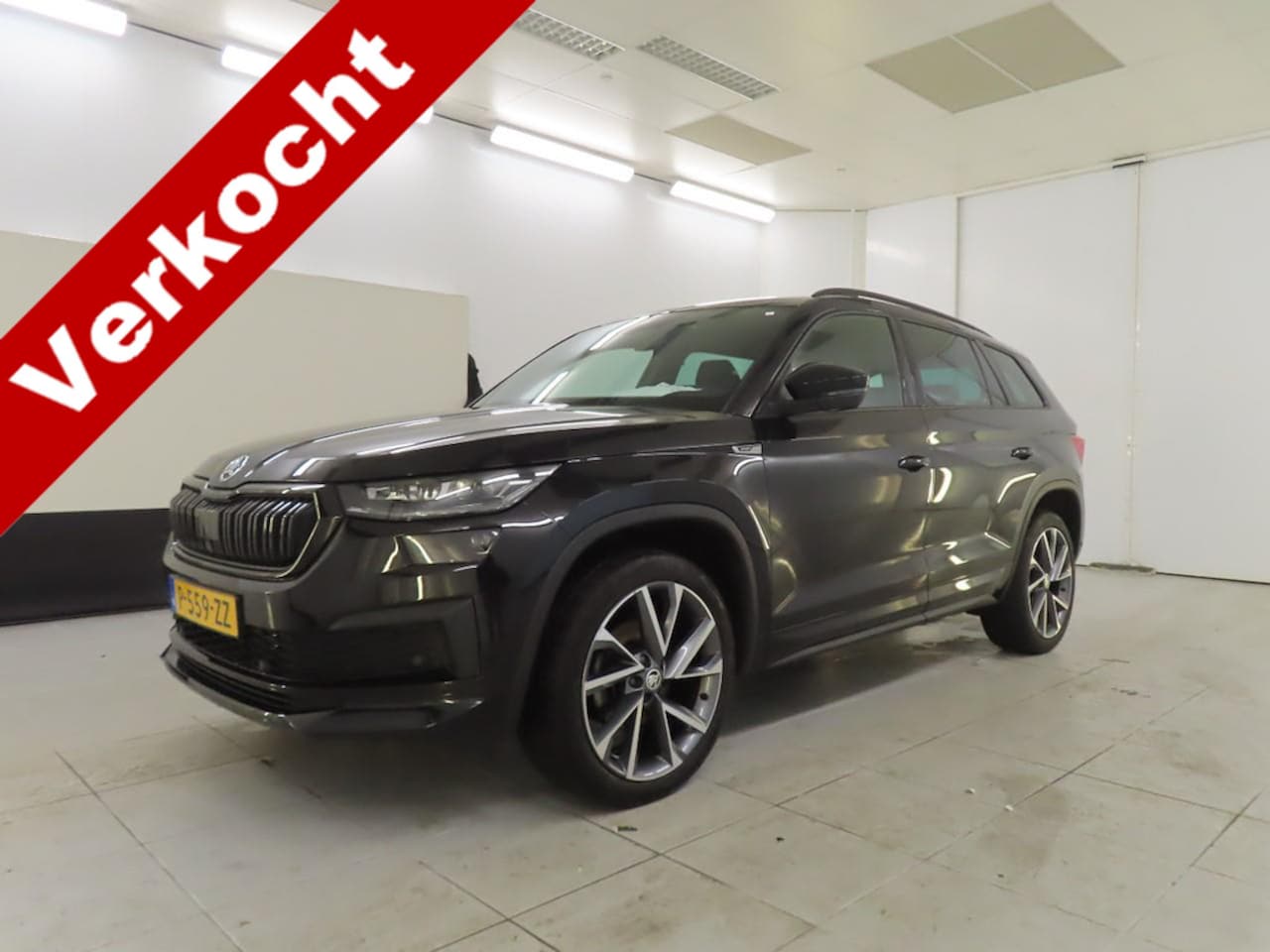 Skoda Kodiaq - 1.5 TSI DSGSportline Business Wegklapbare trekhaak - 20Inch LMV - Stoel+Stuurwielverwarmin - AutoWereld.nl