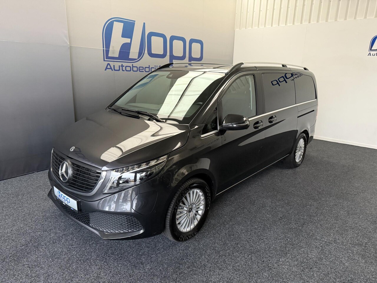 Mercedes-Benz EQV - 300 L2 - 8 Pers. - Leer - Adap. Cruise - Elec. Klep - 360 - Incl. Garantie - AutoWereld.nl