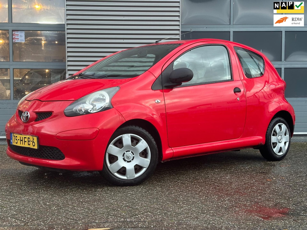 Toyota Aygo - 1.0-12V | Nieuwe APK | Boekjes compleet - AutoWereld.nl