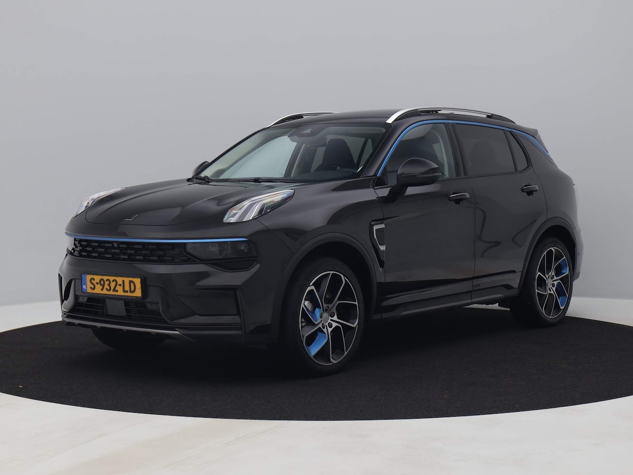 Lynk & Co 01 - 1.5 Plug-in Hybrid | 360° | NLD AUTO - AutoWereld.nl