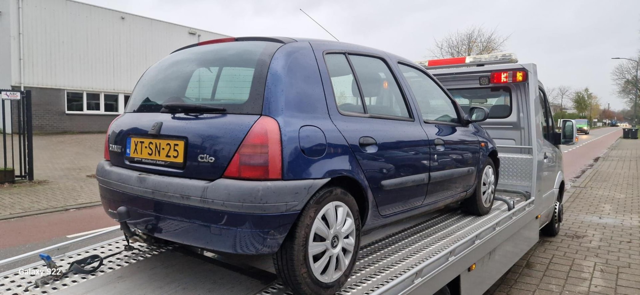 Renault Clio - 1.6 RT LET OP Motorschade !!! - AutoWereld.nl