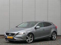 Volvo V40 - T2 Summum Leer / Panoramadak / Xenon / Park Assist Camera