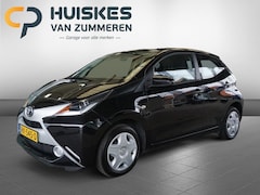 Toyota Aygo - 1.0 VVT-i x-play Automaat | Achteruitrijcamera