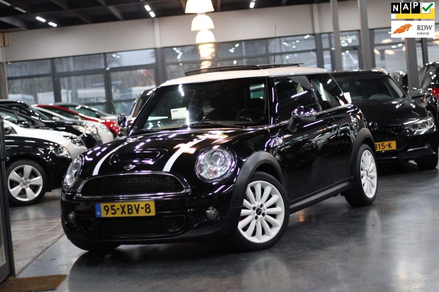 MINI Cooper S - Mini 1.6 HARMAN&KARDON | PANO | AUT | AIRCO | - AutoWereld.nl