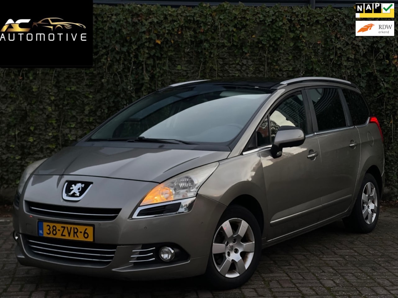 Peugeot 5008 - 1.6 e-HDi Style 5p. Automaat, Navi, - AutoWereld.nl