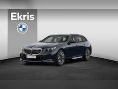 BMW 5-serie Touring - 530e M Sportpakket | Driving Assistant Plus | Travel Pack | Elektr. Trekhaak