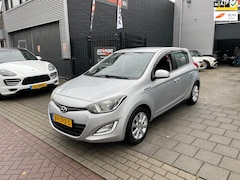 Hyundai i20 - 1.2i i-Vision Trekhaak Airco NAP APK