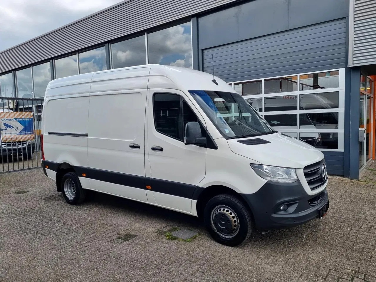 Mercedes-Benz Sprinter - 516 2.2 CDI L2H2 EURO VI-D/ Aut/ Airco - AutoWereld.nl