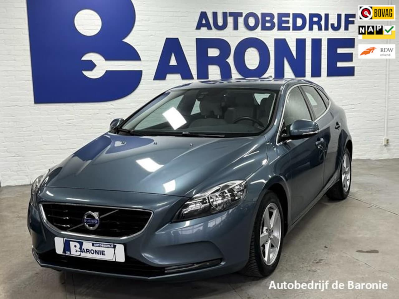 Volvo V40 - 1.6 T3 Momentum 1.6 T3 Momentum - AutoWereld.nl