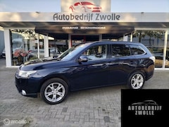 Mitsubishi Outlander - 2.0*AUTOMAAT*7 PERS*KLIMA*NAVI