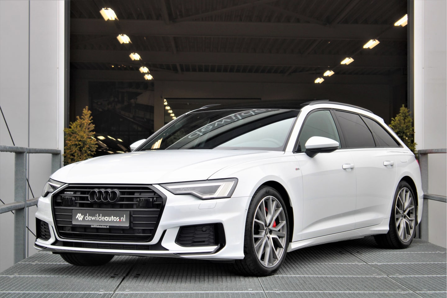 Audi A6 Avant - 50 TFSI e quattro S-line Competition Pano RS-stoelen B&O ACC Memory - AutoWereld.nl