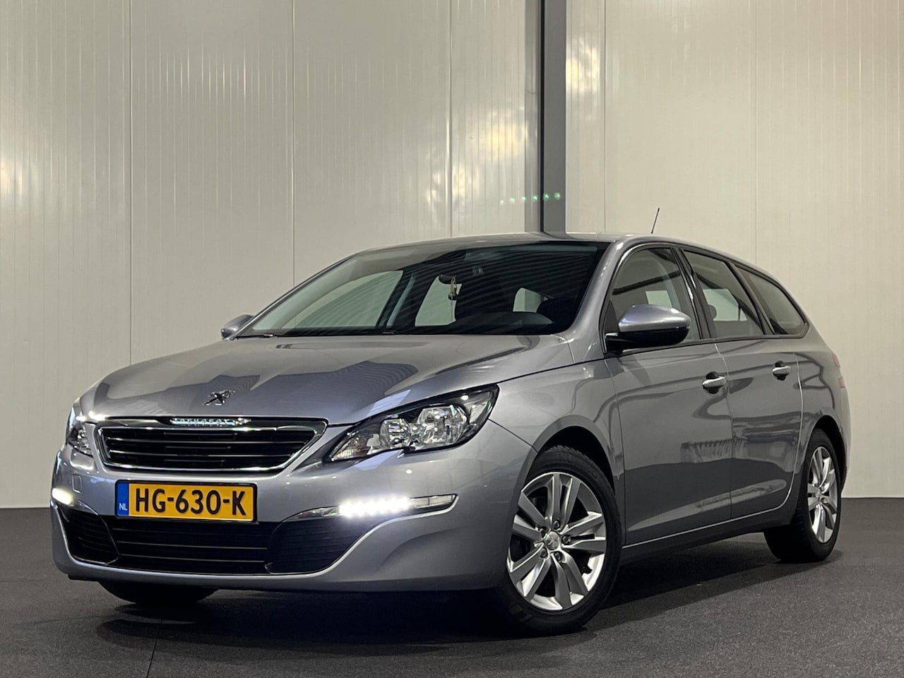 Peugeot 308 SW - 1.6 BlueHDI Blue Lease Pack [ NAP trekhaak navigatie ] - AutoWereld.nl