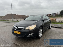 Opel Astra - 1.4 Turbo Cosmo