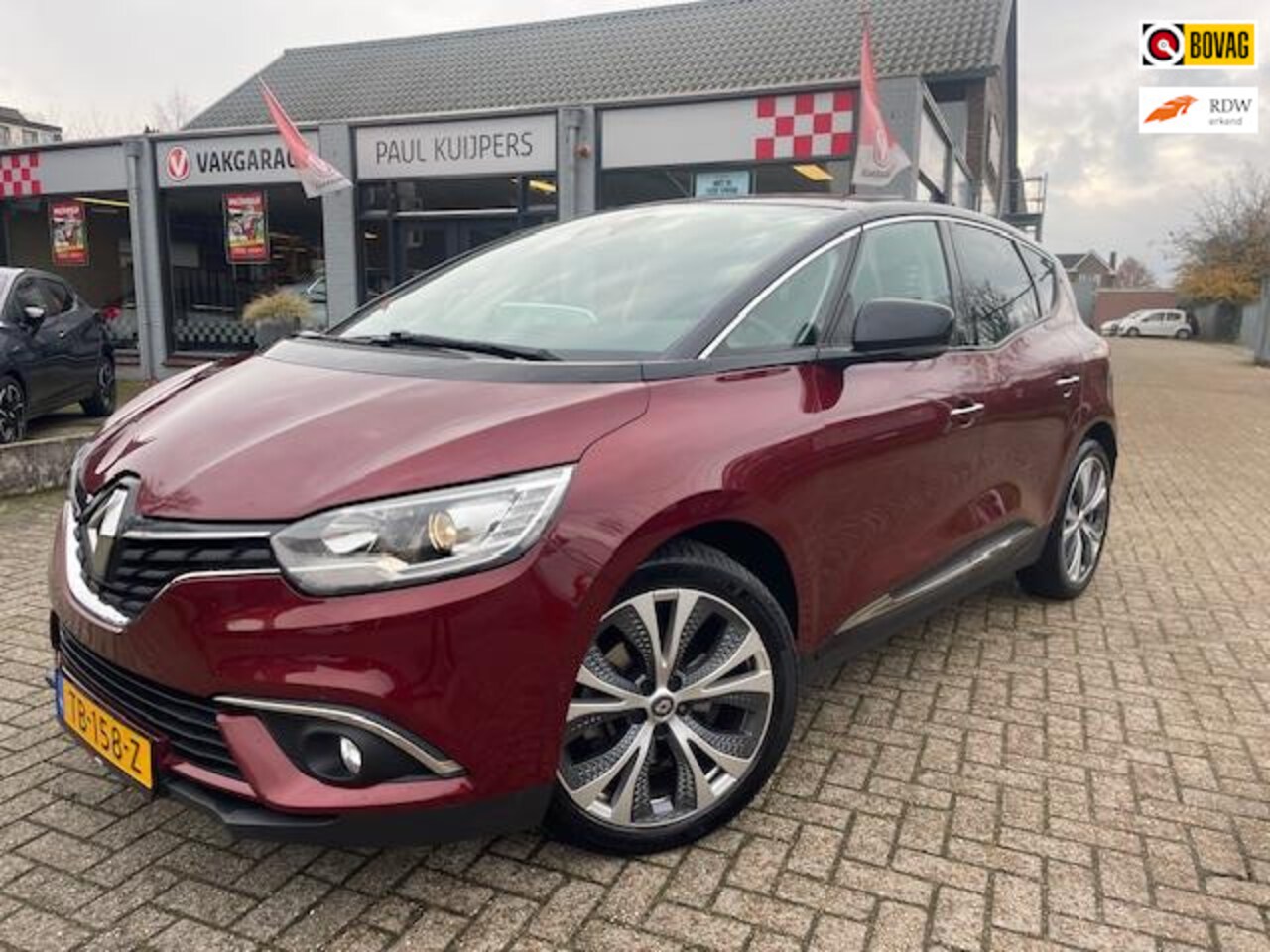 Renault Scénic - 1.3 TCe 140pk Intens * 1e eig.+ camera + parkeersensor v/a + 1850 kg geremd* - AutoWereld.nl