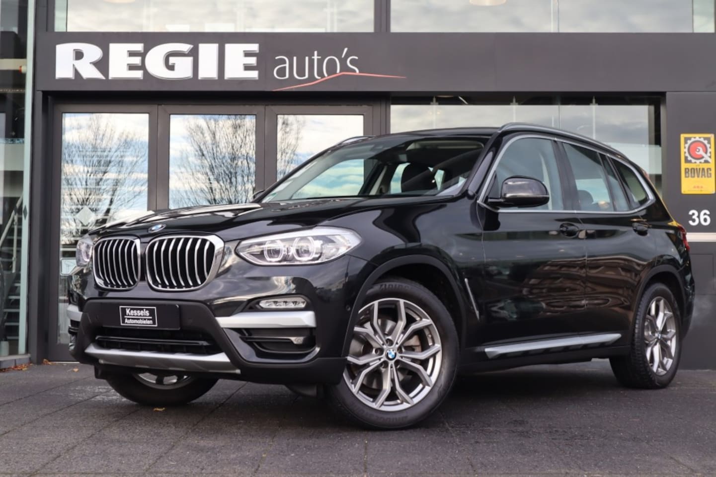 BMW X3 - xDrive 20i  X-Line, Navi, Led, Camera, Trekhaak afn. - AutoWereld.nl