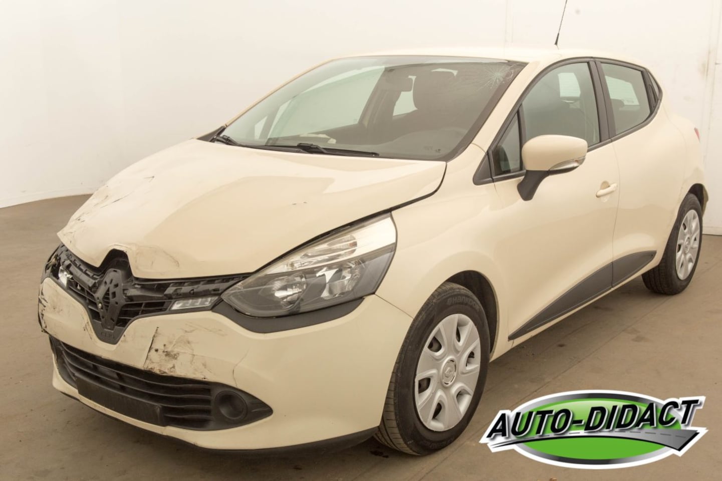 Renault Clio - 1.5 dCi Airco - AutoWereld.nl