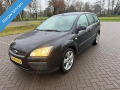 Ford Focus - Airco / Navi / Cruise control