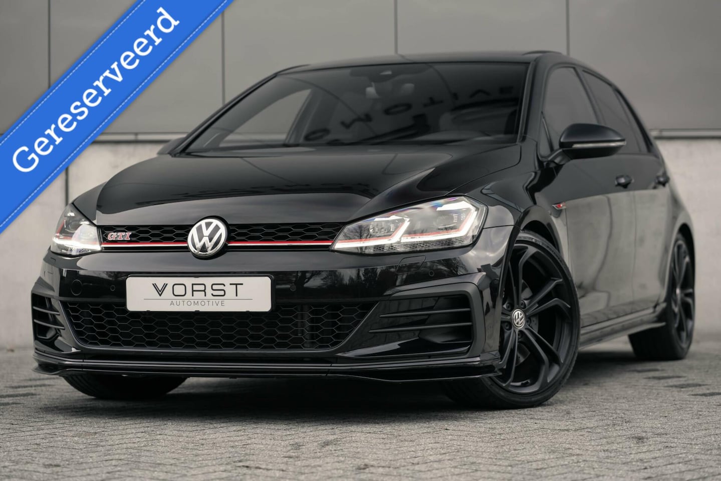 Volkswagen Golf - 2.0 TSI GTI TCR Pano Dsg Leer Akrapovic - AutoWereld.nl