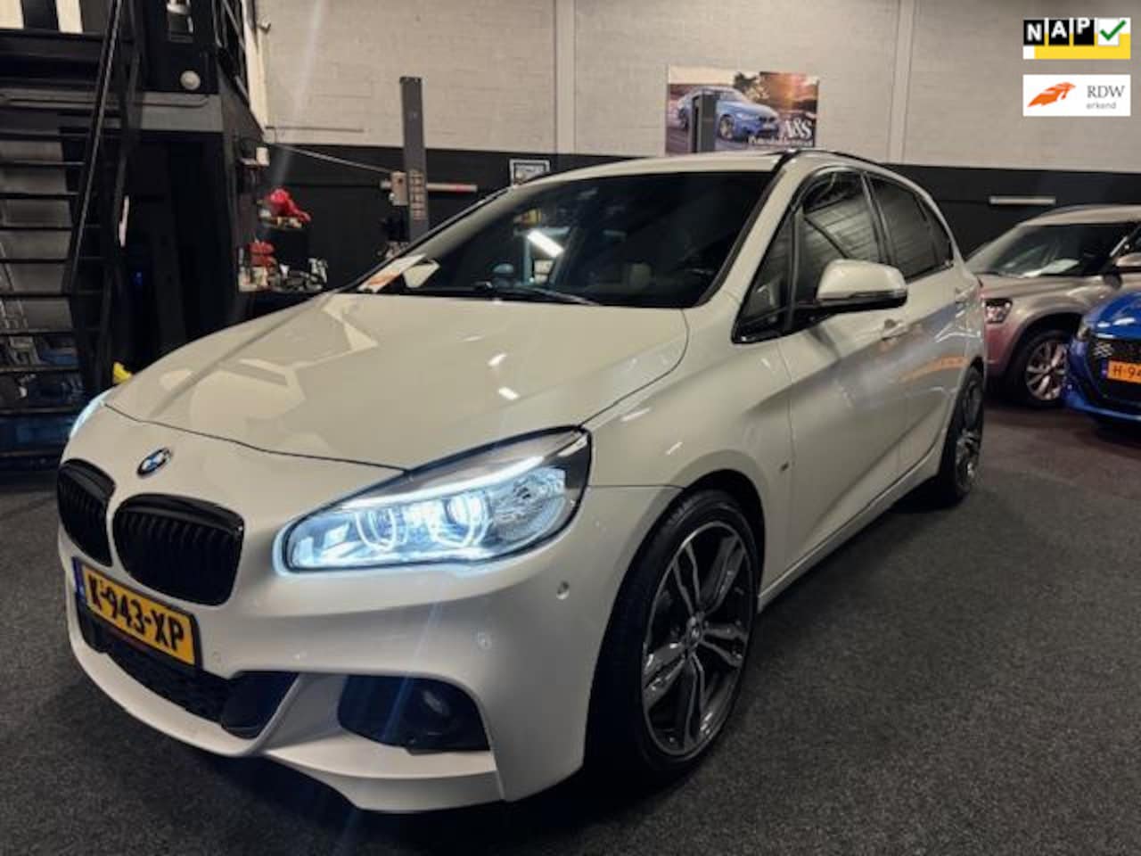 BMW 2-serie Active Tourer - 225i/M Pakket/VOLL OPTIES!! - AutoWereld.nl