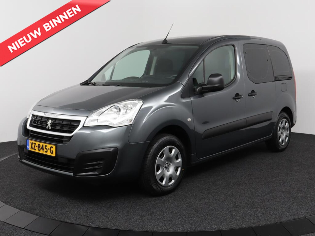 Peugeot Partner Tepee - 1.2 110 Pk Pure Tech Allure | 5-persoons | Airco | Cruise | Apple car-play | 2x Schuifdeur - AutoWereld.nl