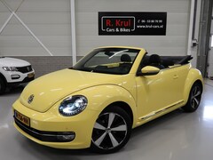 Volkswagen Beetle Cabriolet - 1.2 TSI Design BMT Airco-ecc Navigatie Trekhaak 18 inch LMV Fender Xenon Multifunctioneel