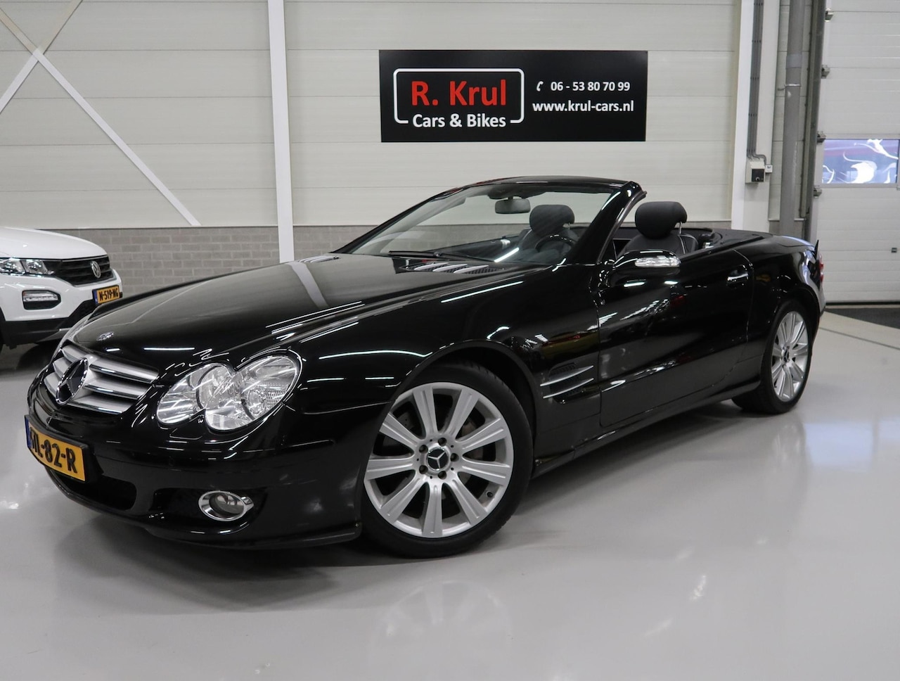 Mercedes-Benz SL-klasse Cabrio - 350 Youngtimer Zeer nette auto met lage km stand en volledige onderhoudshistorie aanwezig. - AutoWereld.nl