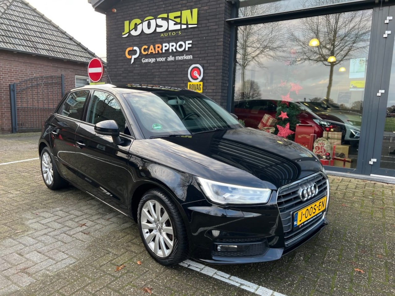 Audi A1 - 1.0 TFSI Design 1.0 TFSI DESIGN - AutoWereld.nl